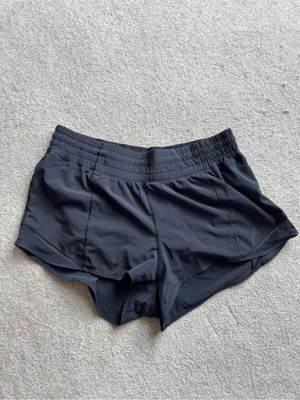 Hotty hot shorts 2.5’ high rise